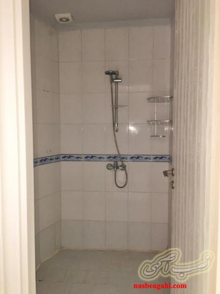 ۱۰۰ متر آپارتمان مسکونی( شهرک راه آهن،  قائم )