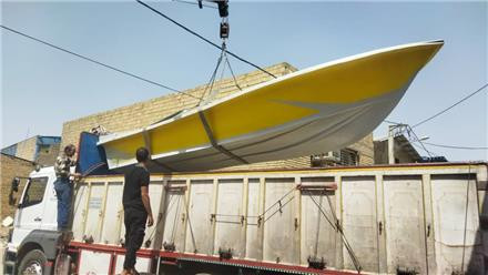 قایق های باری و صیادی فایبرگلاس