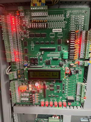 تعمیرات آسانسور و سرویس و نگهداری