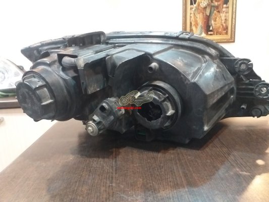 دو عدد چراغ جلو سورنتو کیا چپ و راست
